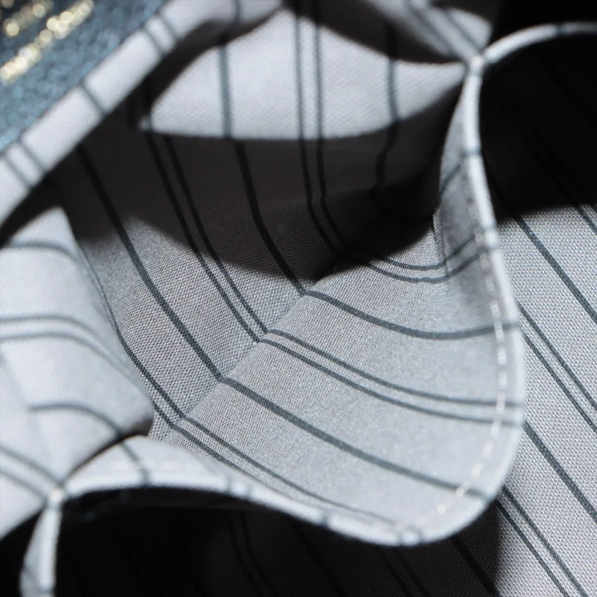 Artsy MM in Black Monogram Empreinte Leather