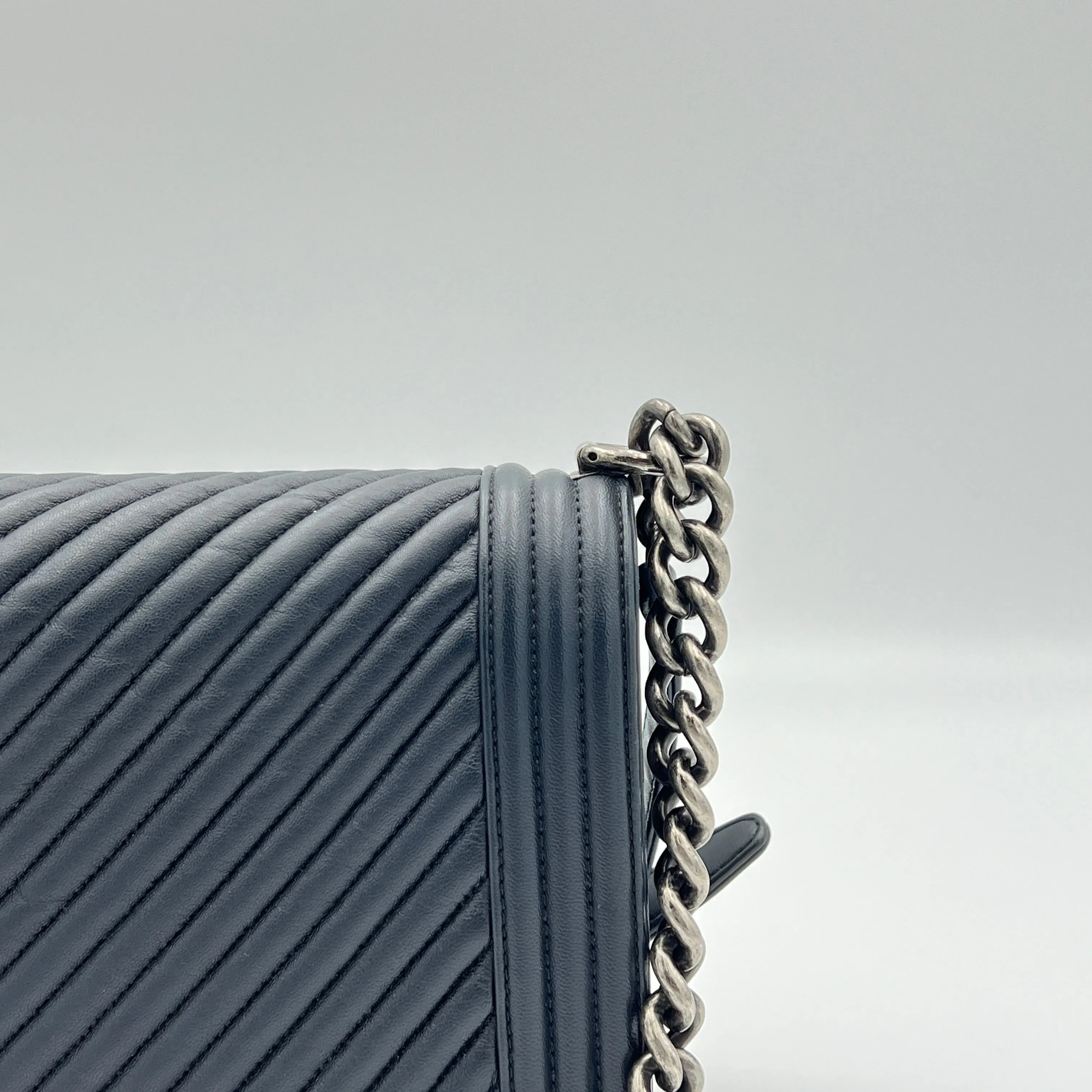 Boy Chevron New Medium Navy Shoulder Bag in Calfskin, Ruthenium hardware