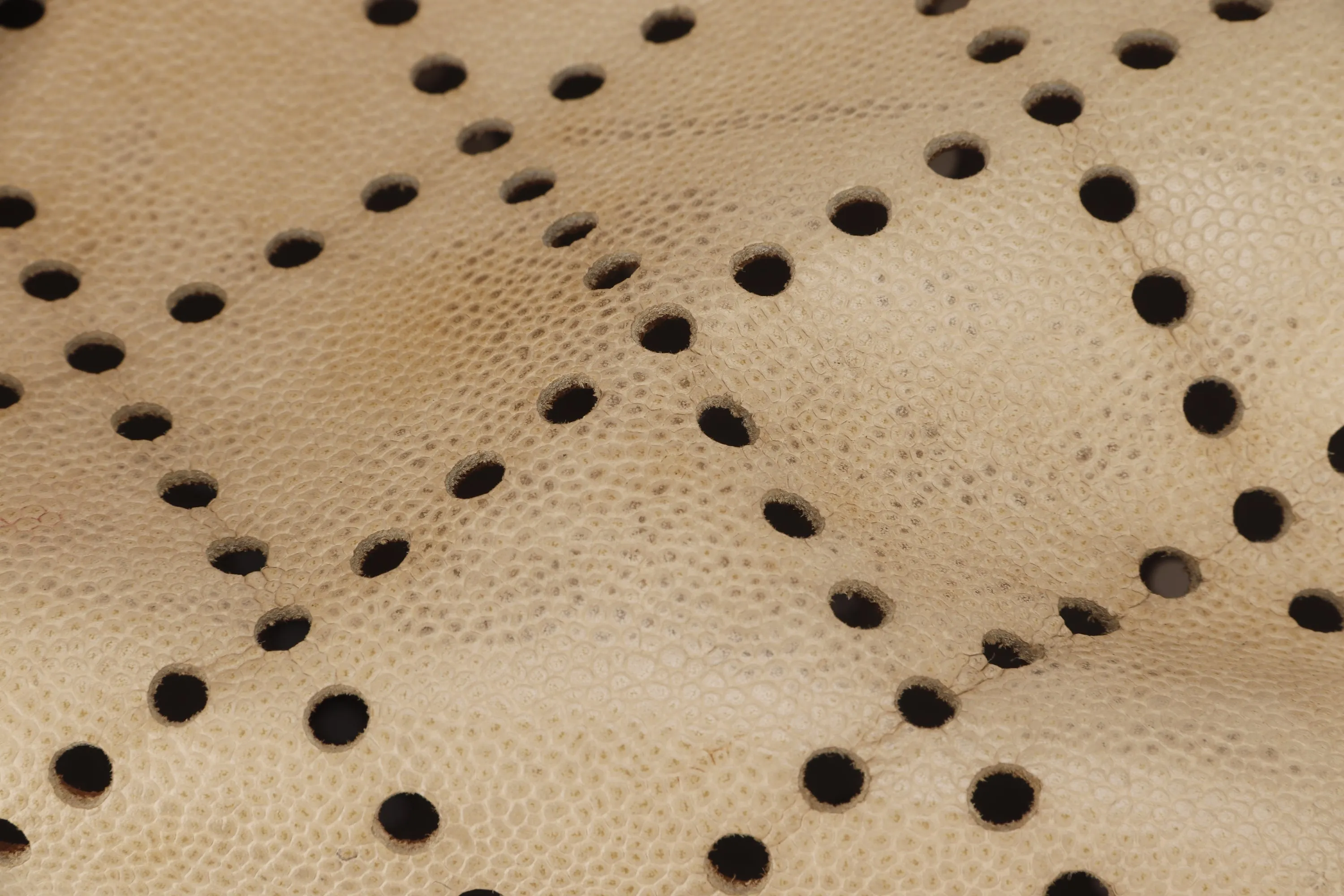 CHANEL TOTE BAG (875xxxx) BEIGE CAVIAR LEATHER, BROWN RESIN, GOLD HARDWARE, NO CARD & DUST COVER