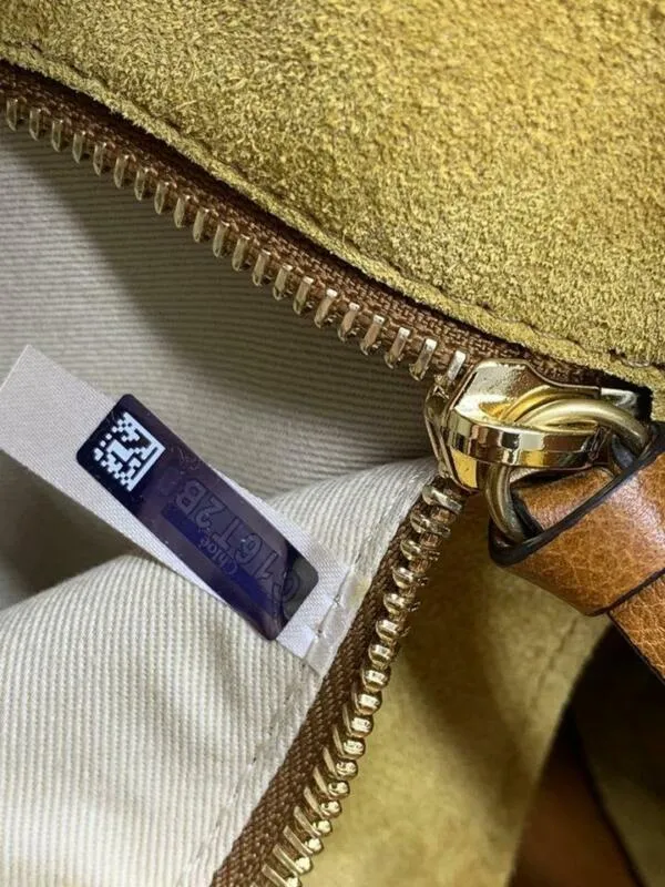 Chloé Milo Caramel Medium Calfskin Brown Leather Tote
