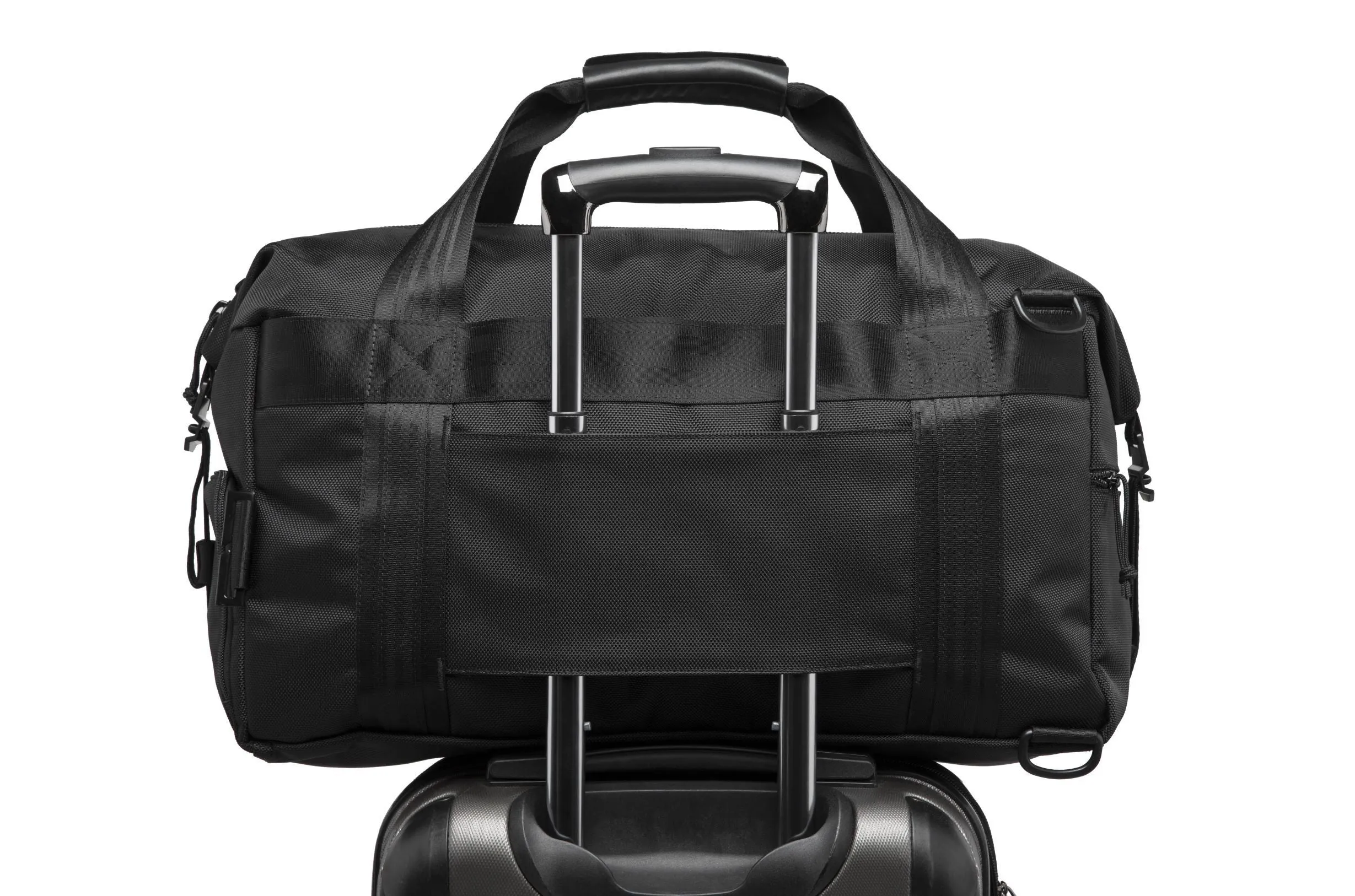 Chrome Surveyor Duffle Bag: Spacious, Durable, and Stylish Travel Companion