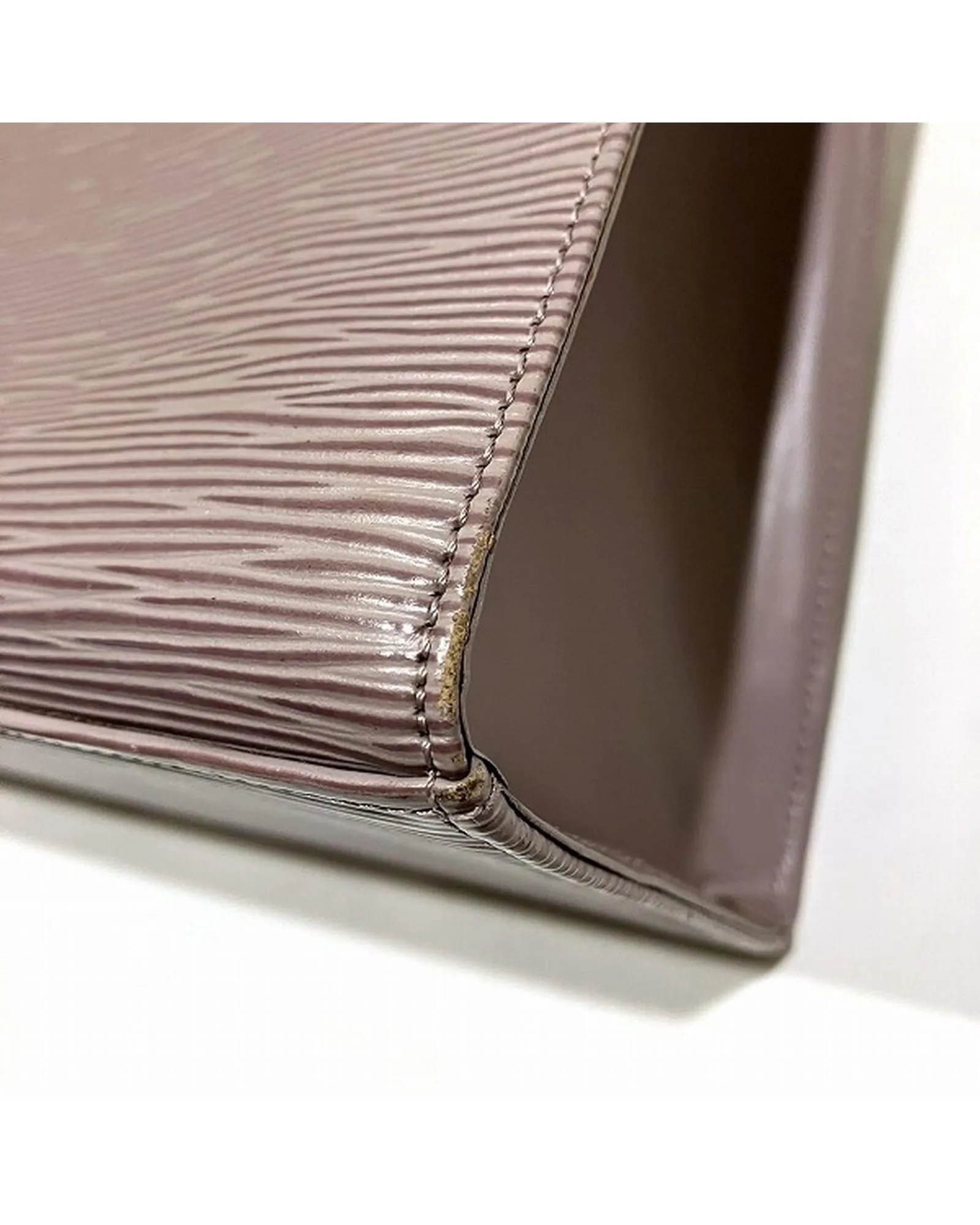 Epi Leather Croisette GM Tote Bag