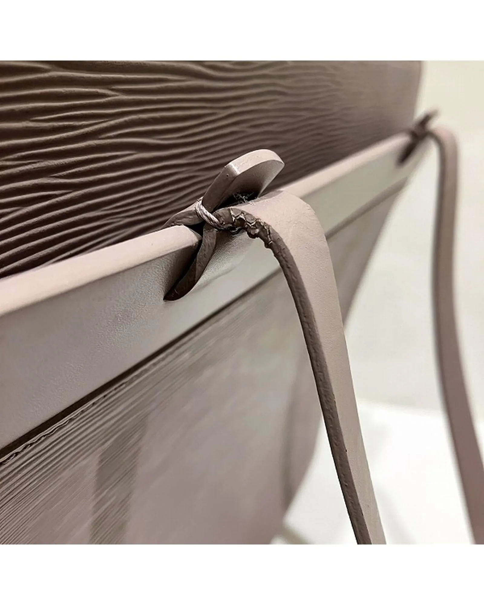 Epi Leather Croisette GM Tote Bag