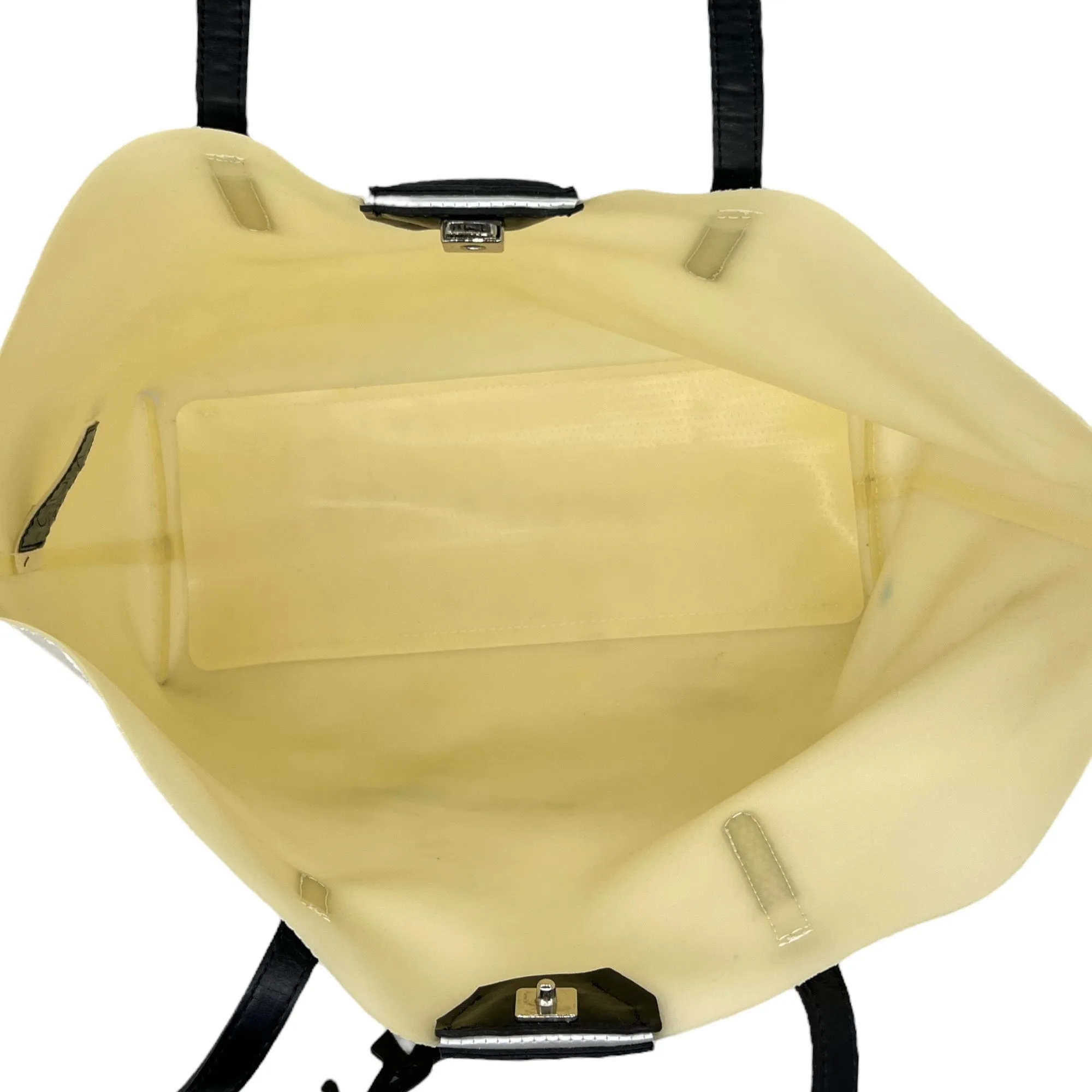 GUM by GIANNI CHIARINI DESIGN Tote with "Happy" Charm - White