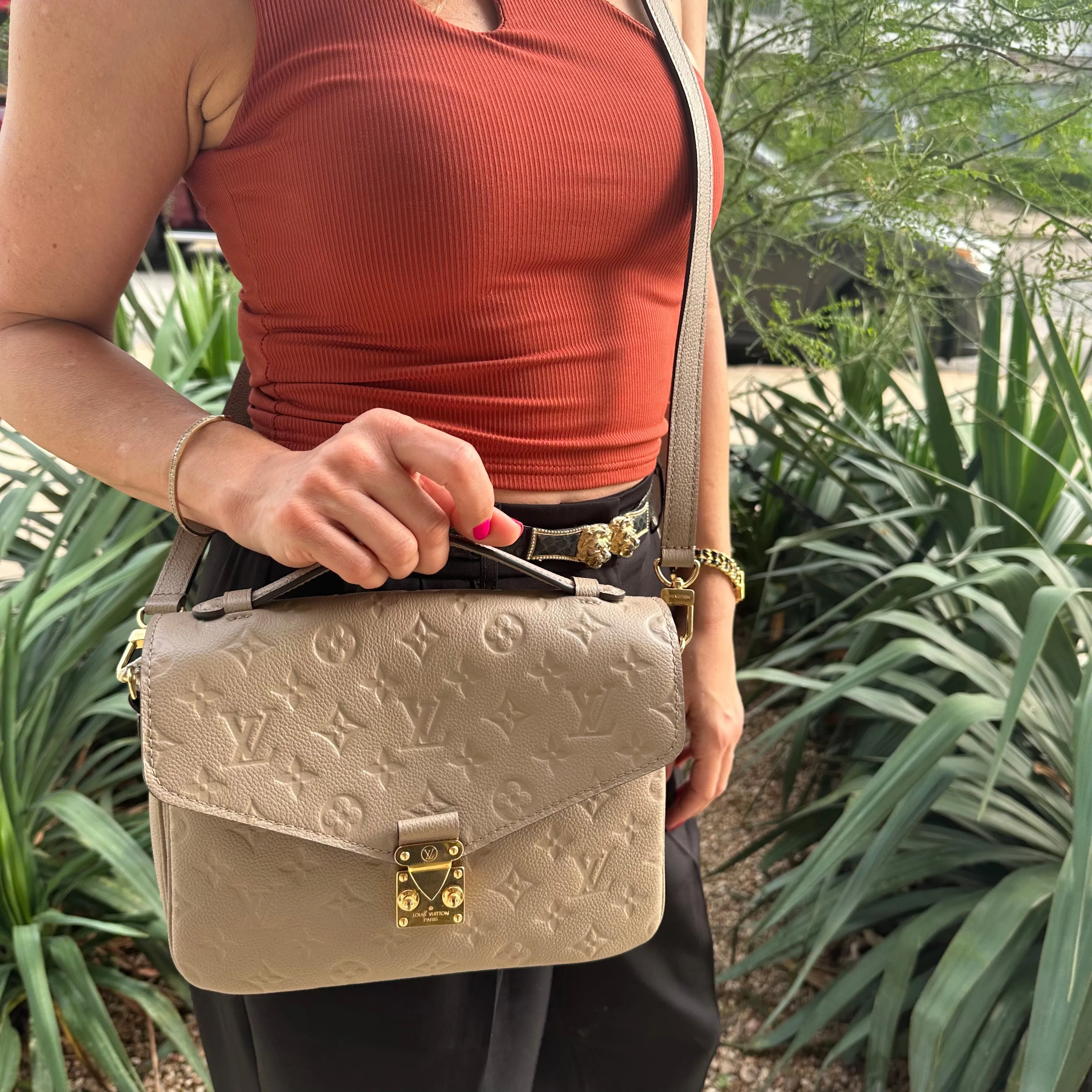 LOUIS VUITTON Pochette Métis NWT