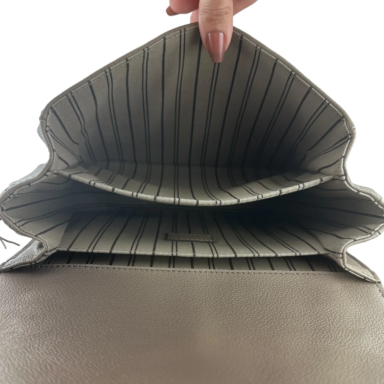 LOUIS VUITTON Pochette Métis NWT