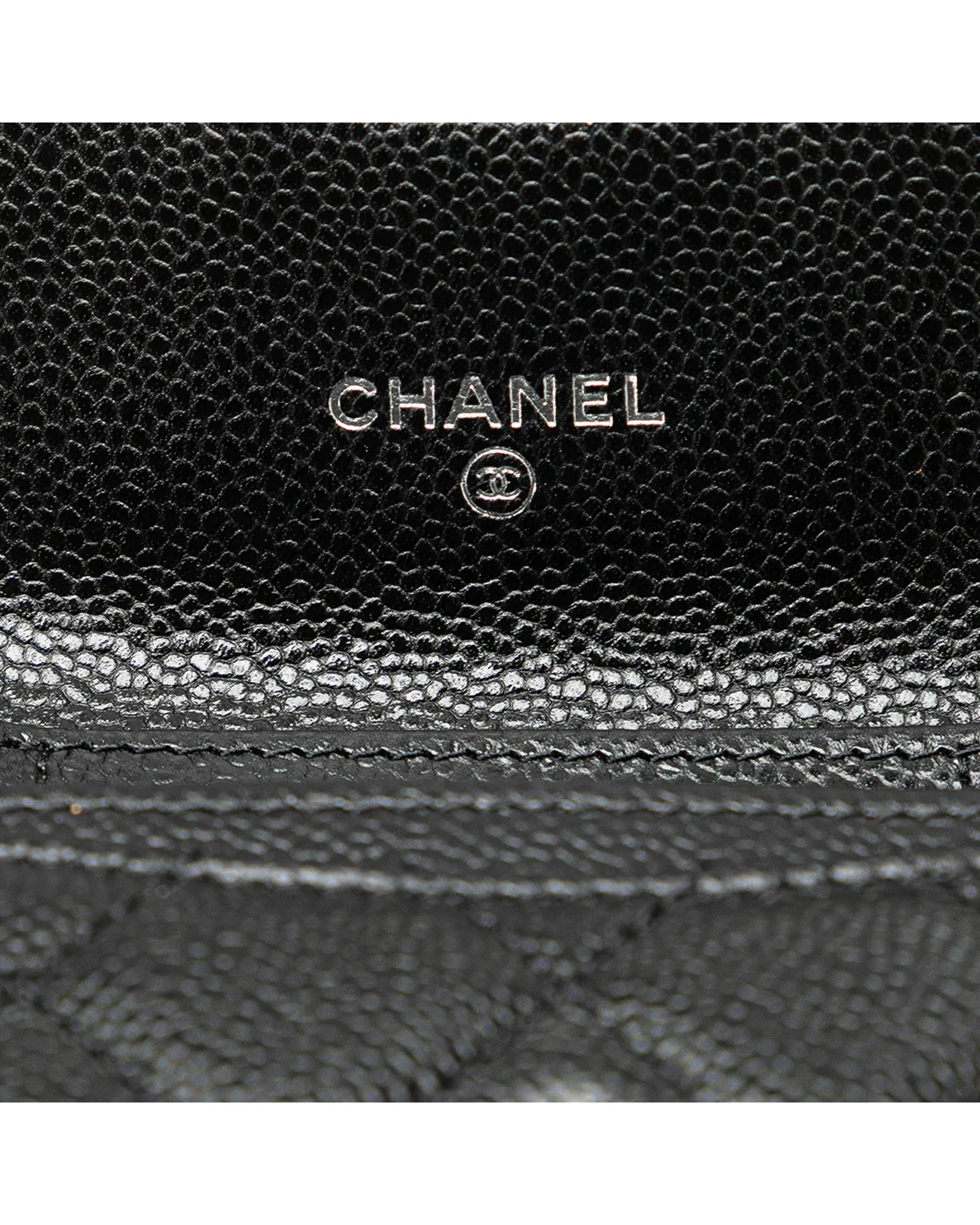 Quilted Flap Crossbody Card Holder with Chain Strap