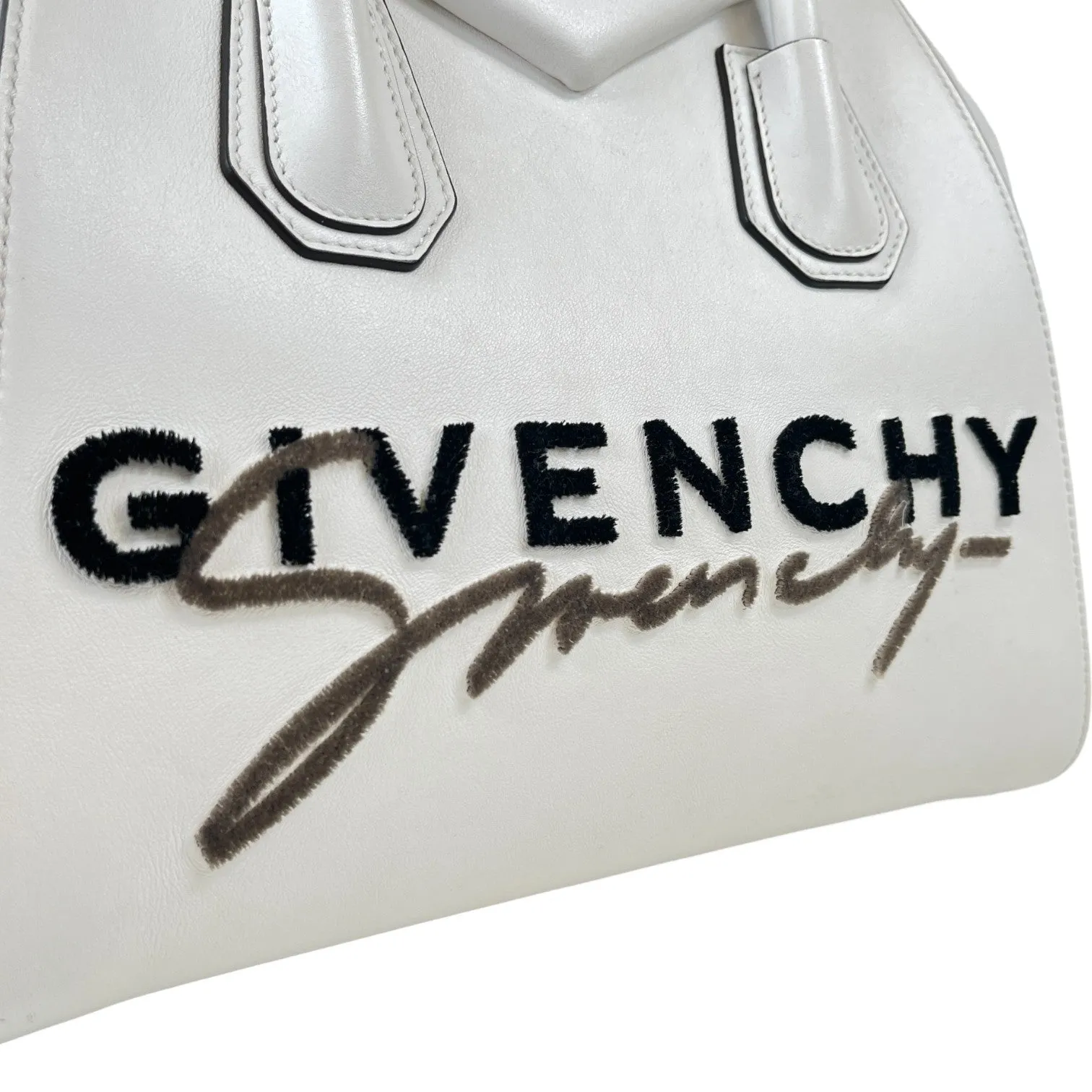 Women's Signature Antigona Handbag White